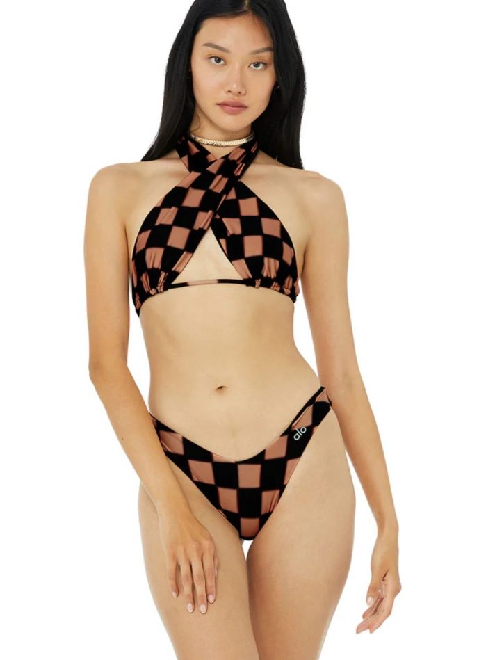 Bikini 2 Mảnh Vát Chéo Quyến Rũ Bikinis Bash Top – ALO YOGA – Black Checker