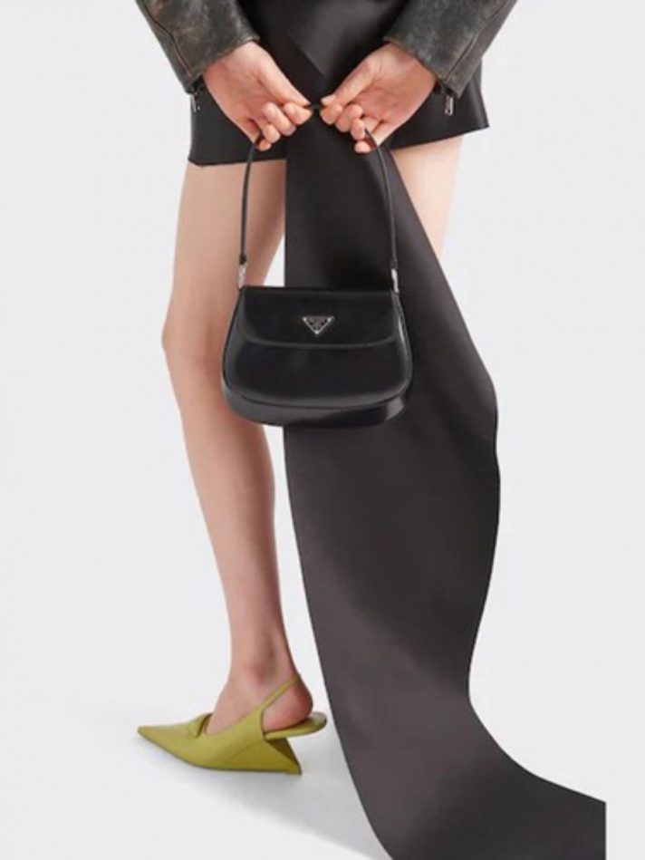 Túi Đeo Vai Cleo Brushed Leather Shoulder Bag With Flap Màu Đen – Prada