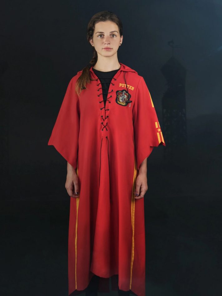 Áo Choàng Phù Thủy Cho Trẻ Em Quidditch Personalized – CINEREPLICAS